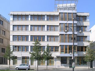 Klingelhöferstraße 4 