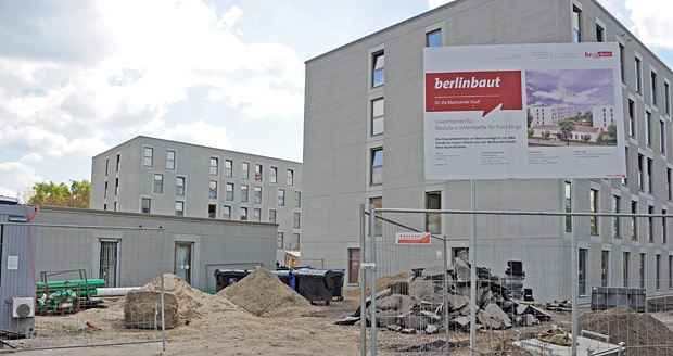 Gemeinschaftsunterkunft in modularer Bauweise; Foto: SenStadtWohn